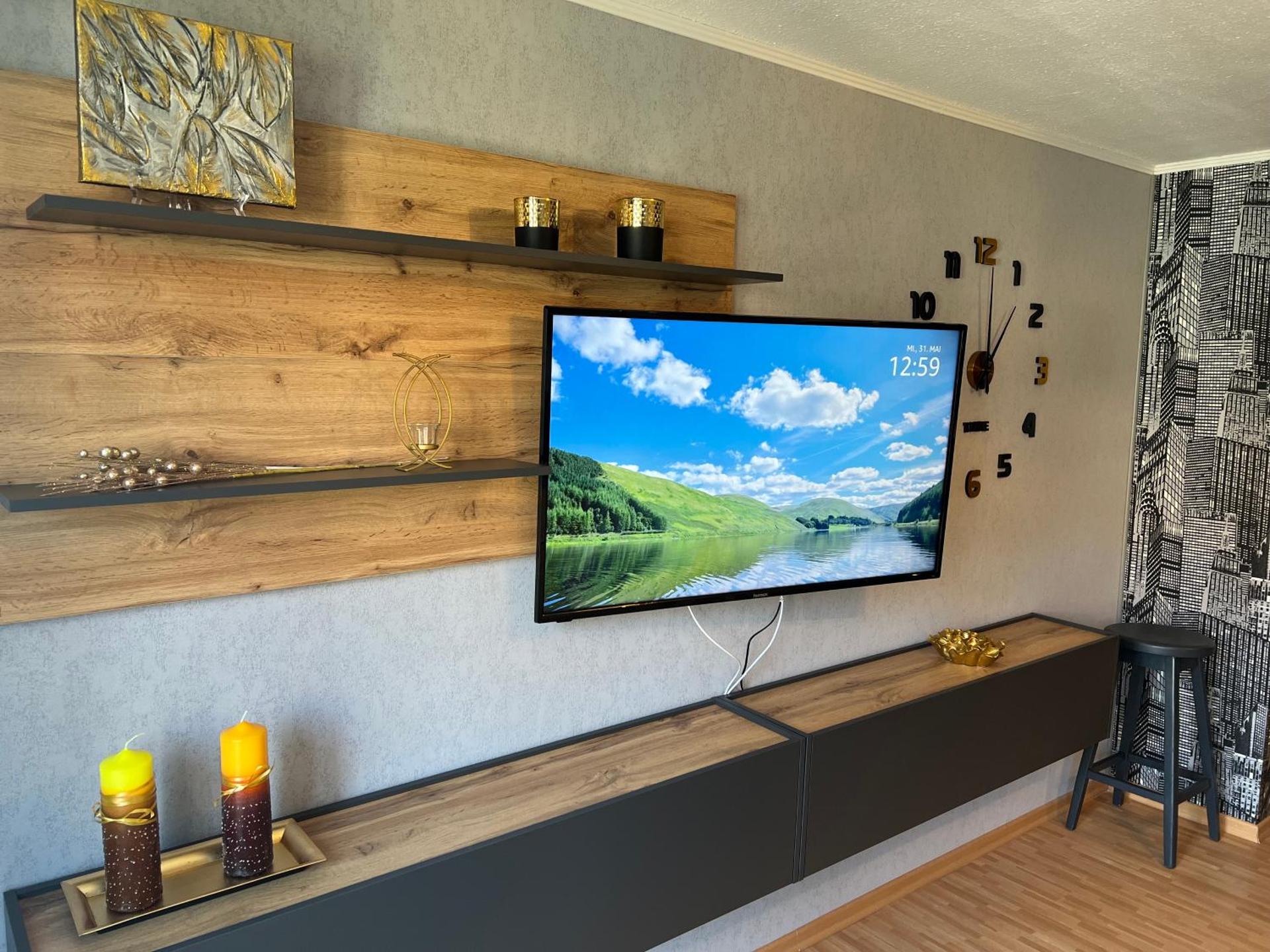 Apartment Studio Green line