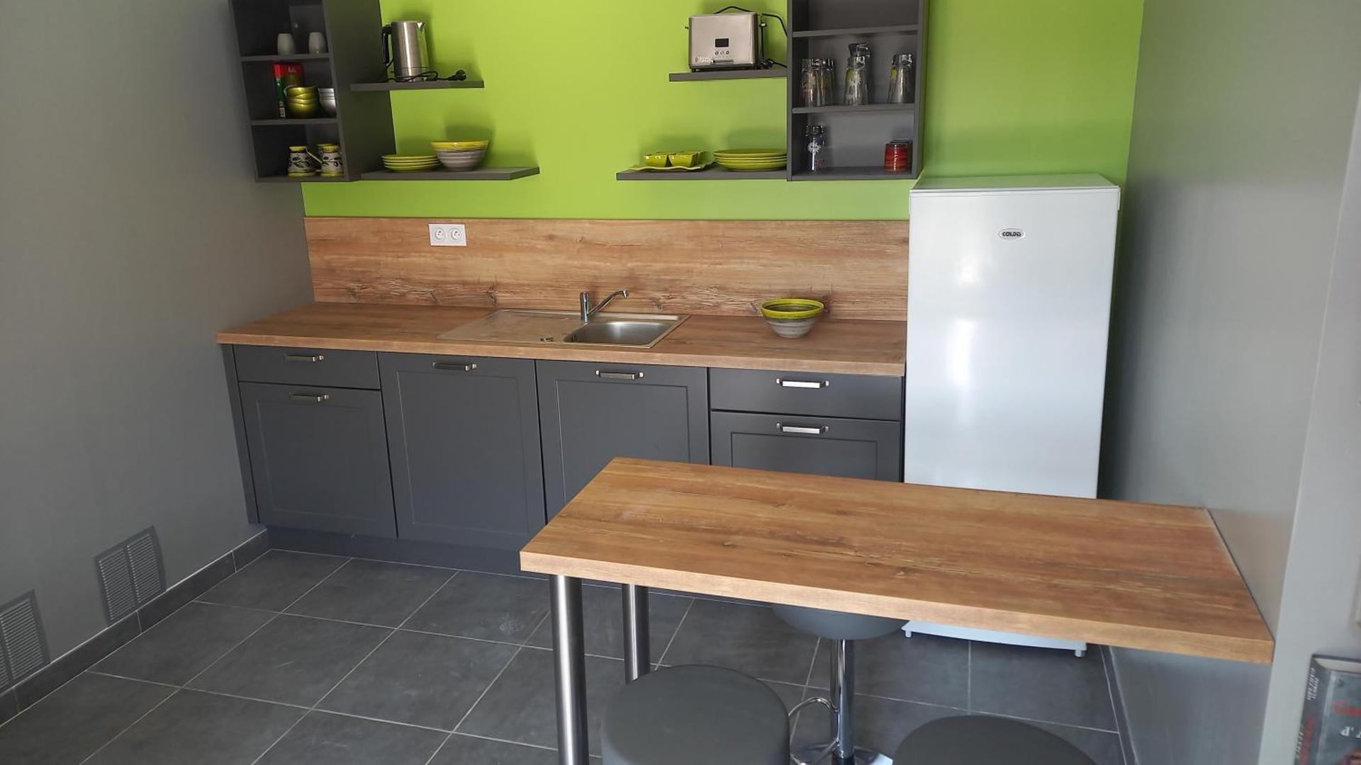 Kitchen or kitchenette