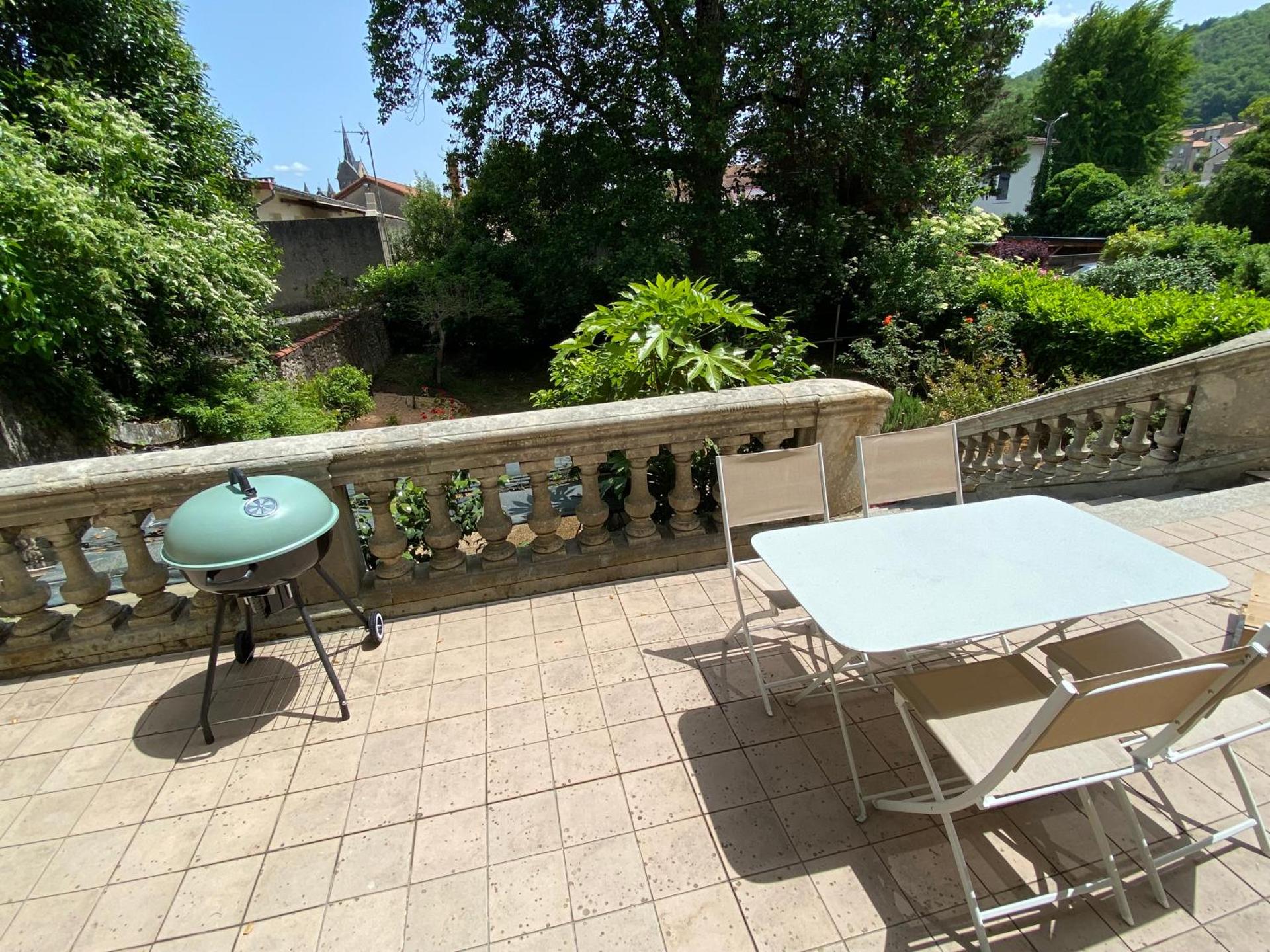 Appartement - 2 chambres - Parking voiture