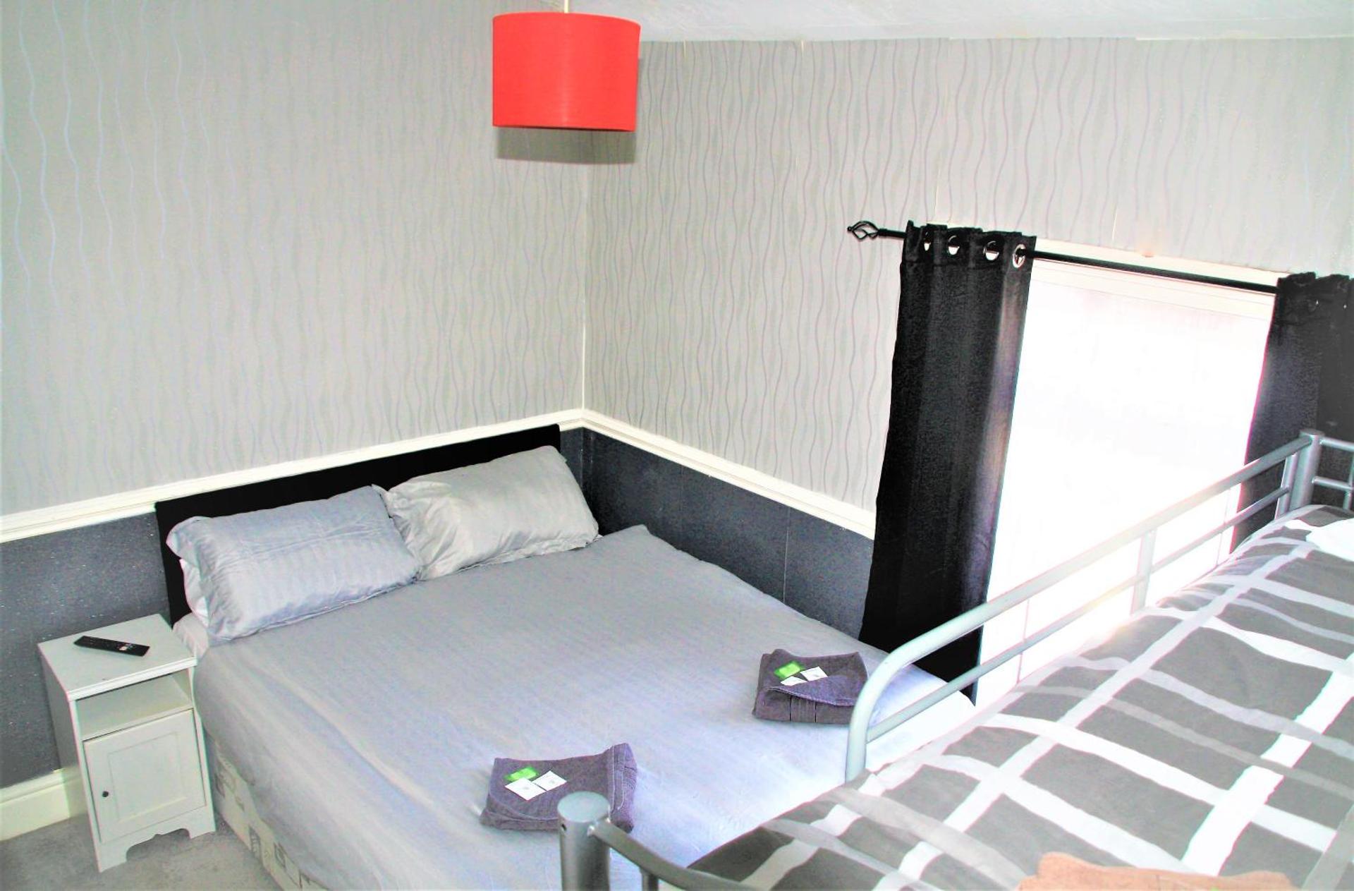 Quadruple Room with Private Bathroom