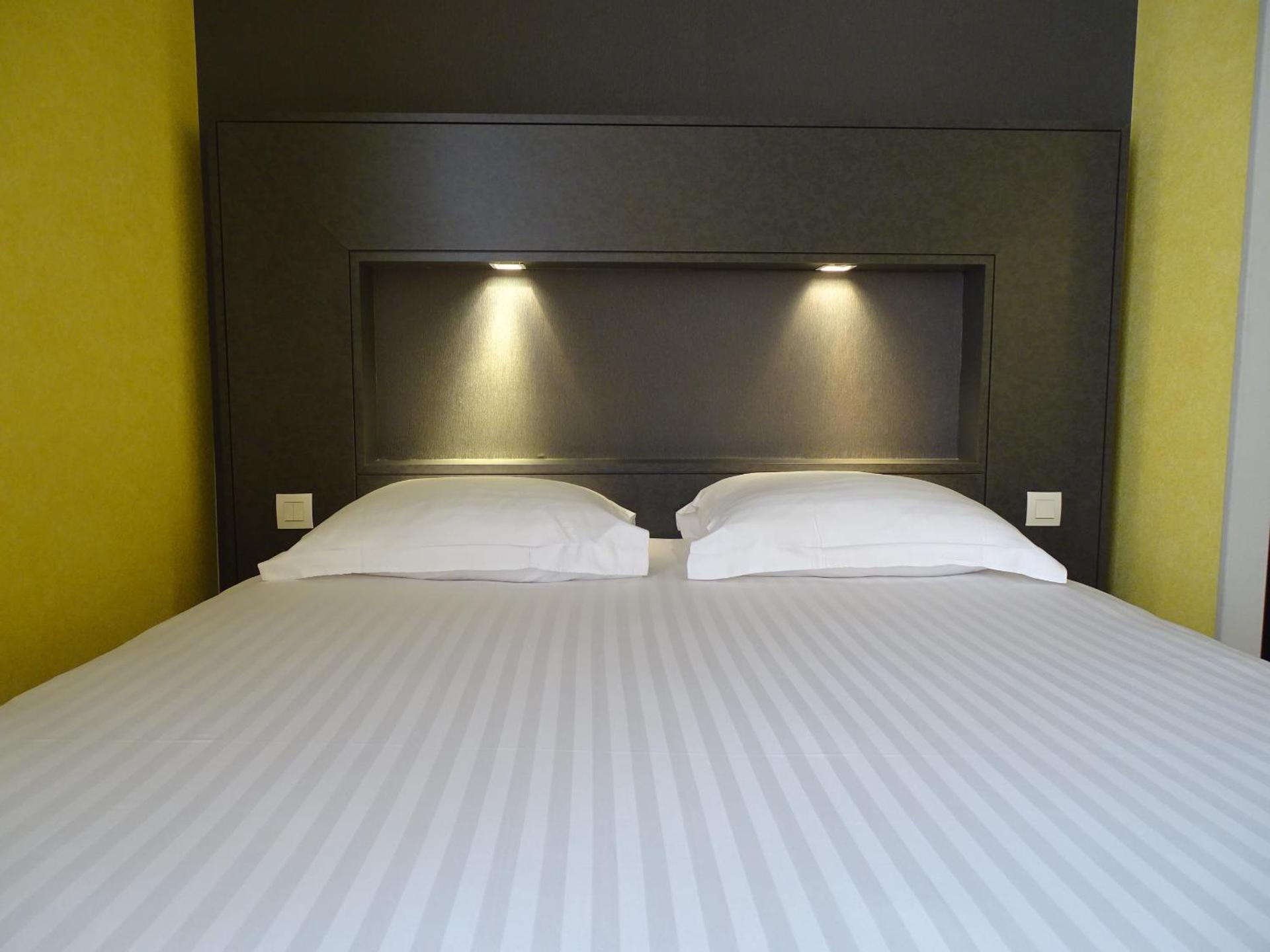 LA CROIX D'OR LOGIS Hôtels