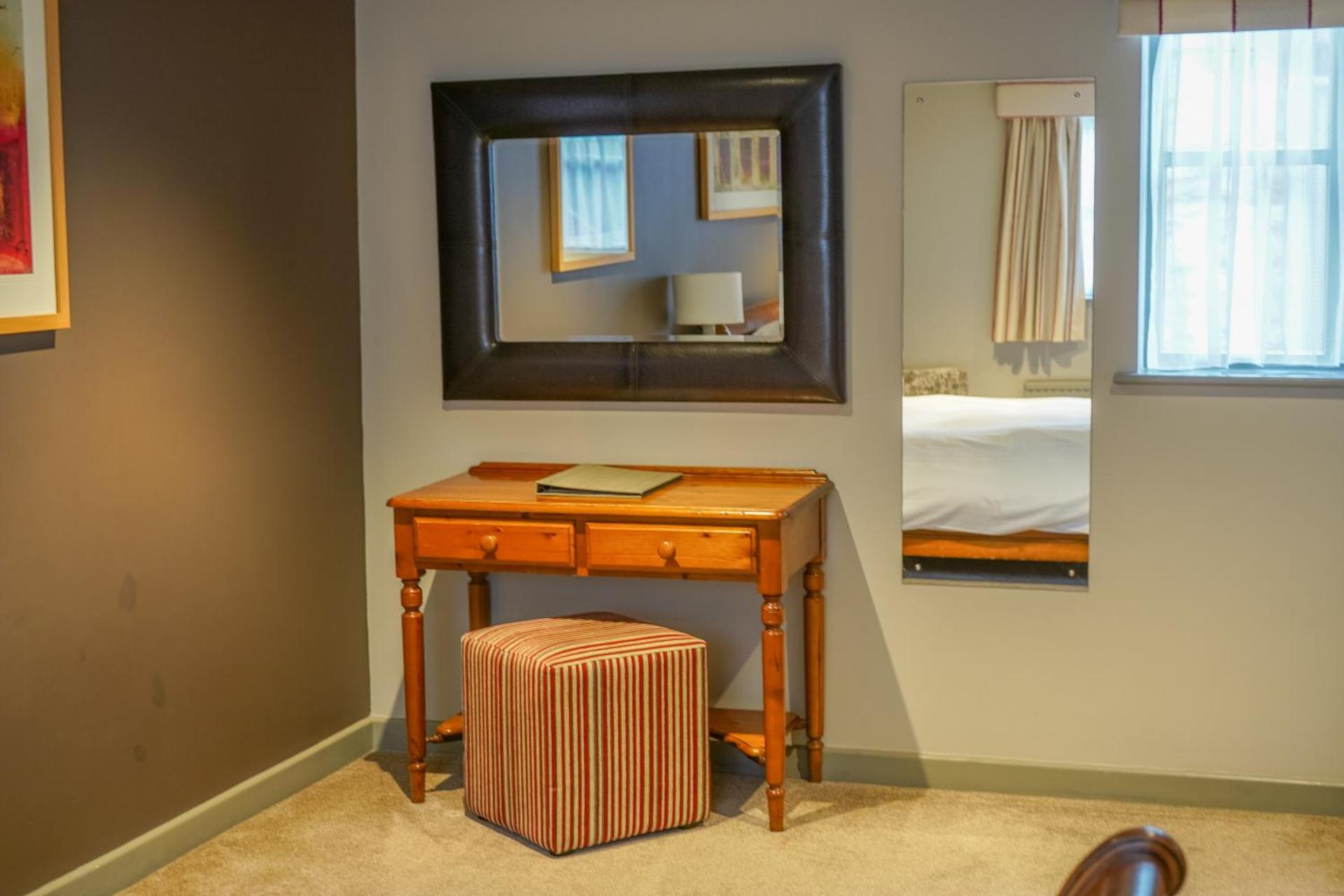 The Bird In Hand Inn, Witney