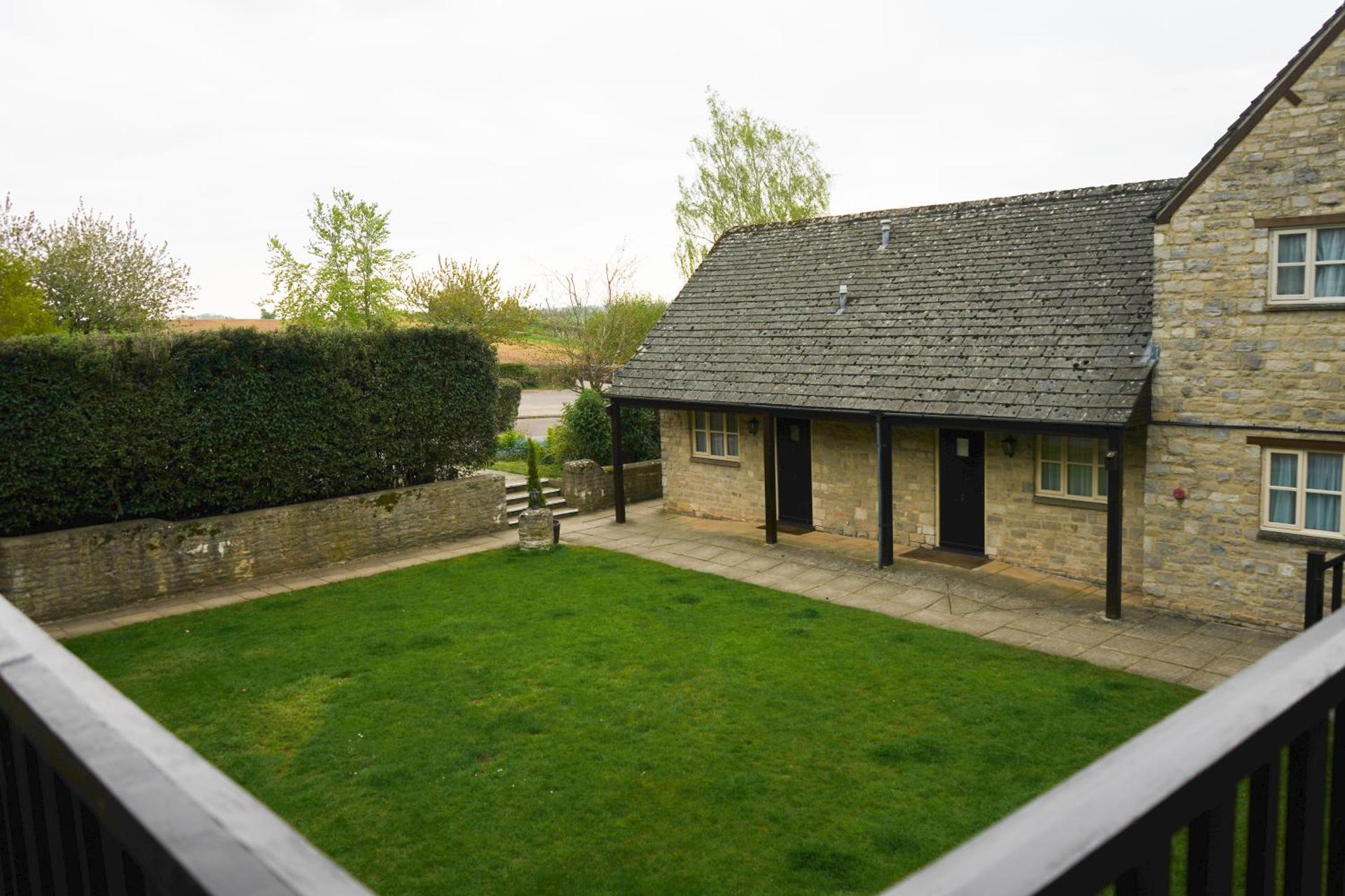 The Bird In Hand Inn, Witney