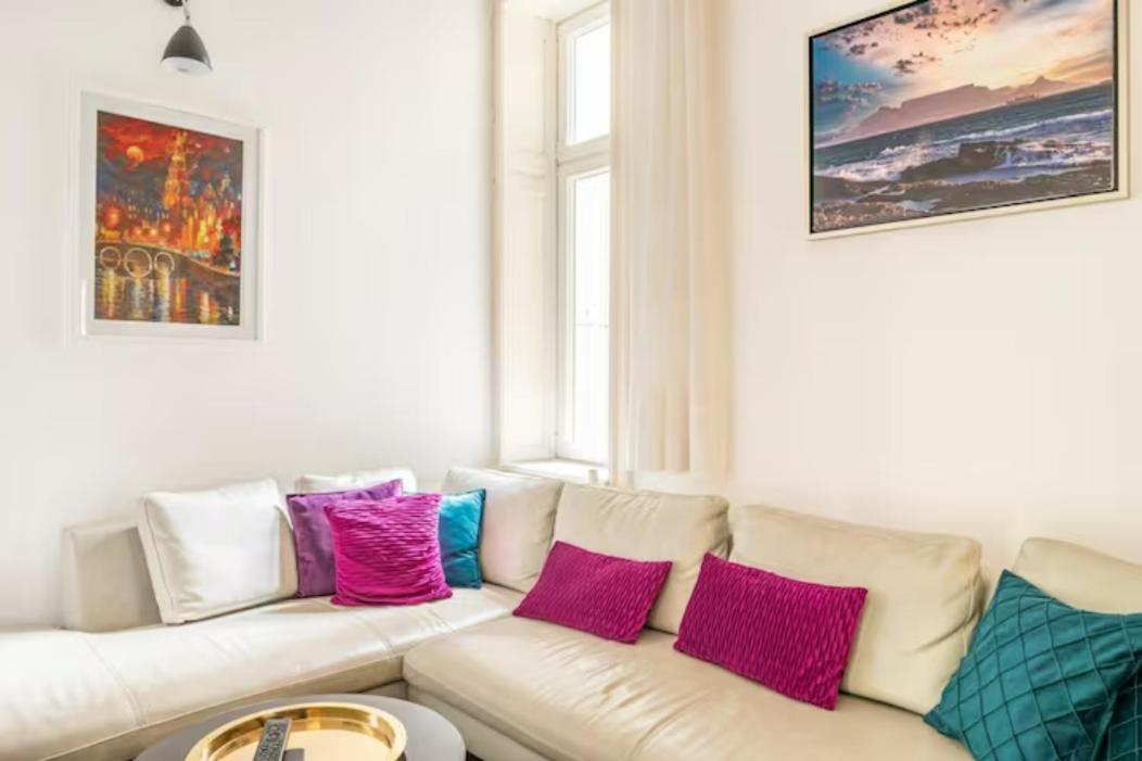 Großzügige Altbauwohnung in Bestlage