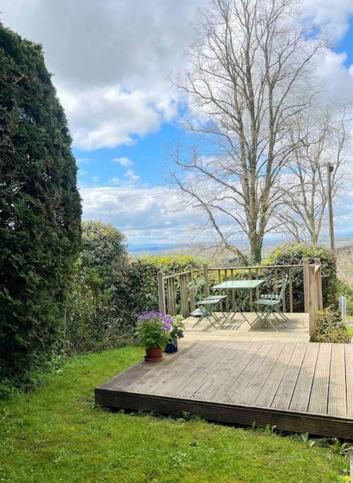 Yew Tree Cottage - walks from the door