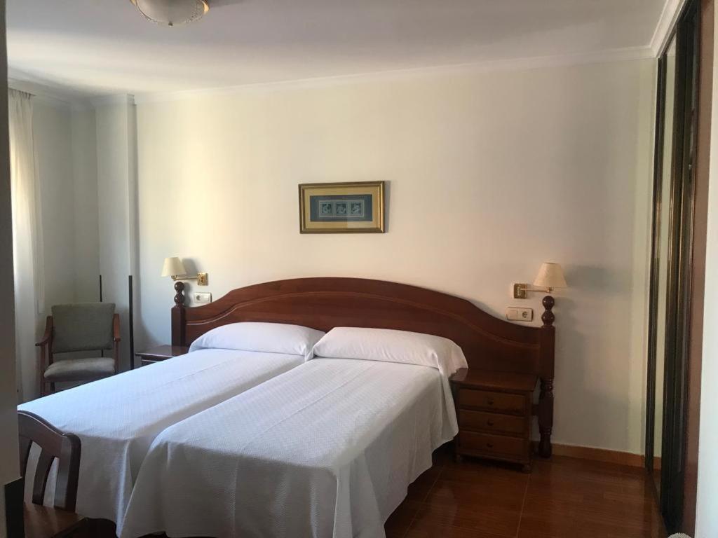 Standard Twin Room with Sea View