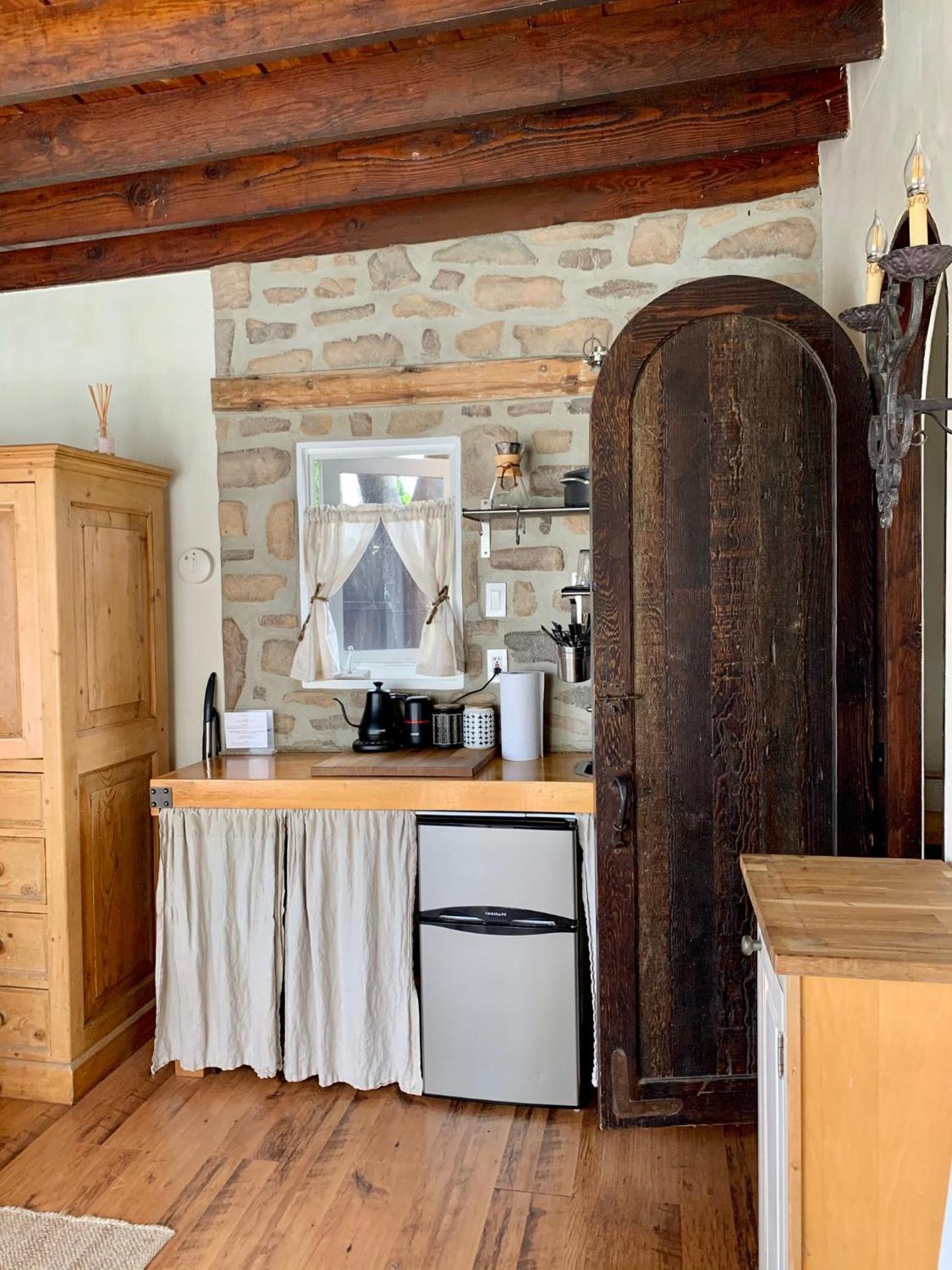 Under the Tuscan Sun Cottage in West Los Angeles