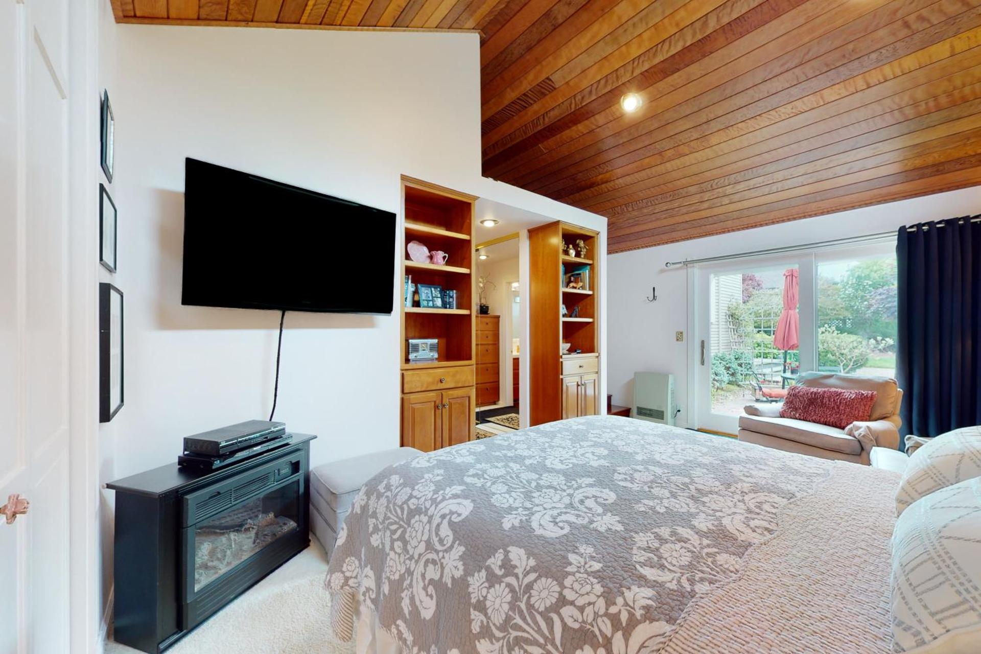 Garden View Relaxation