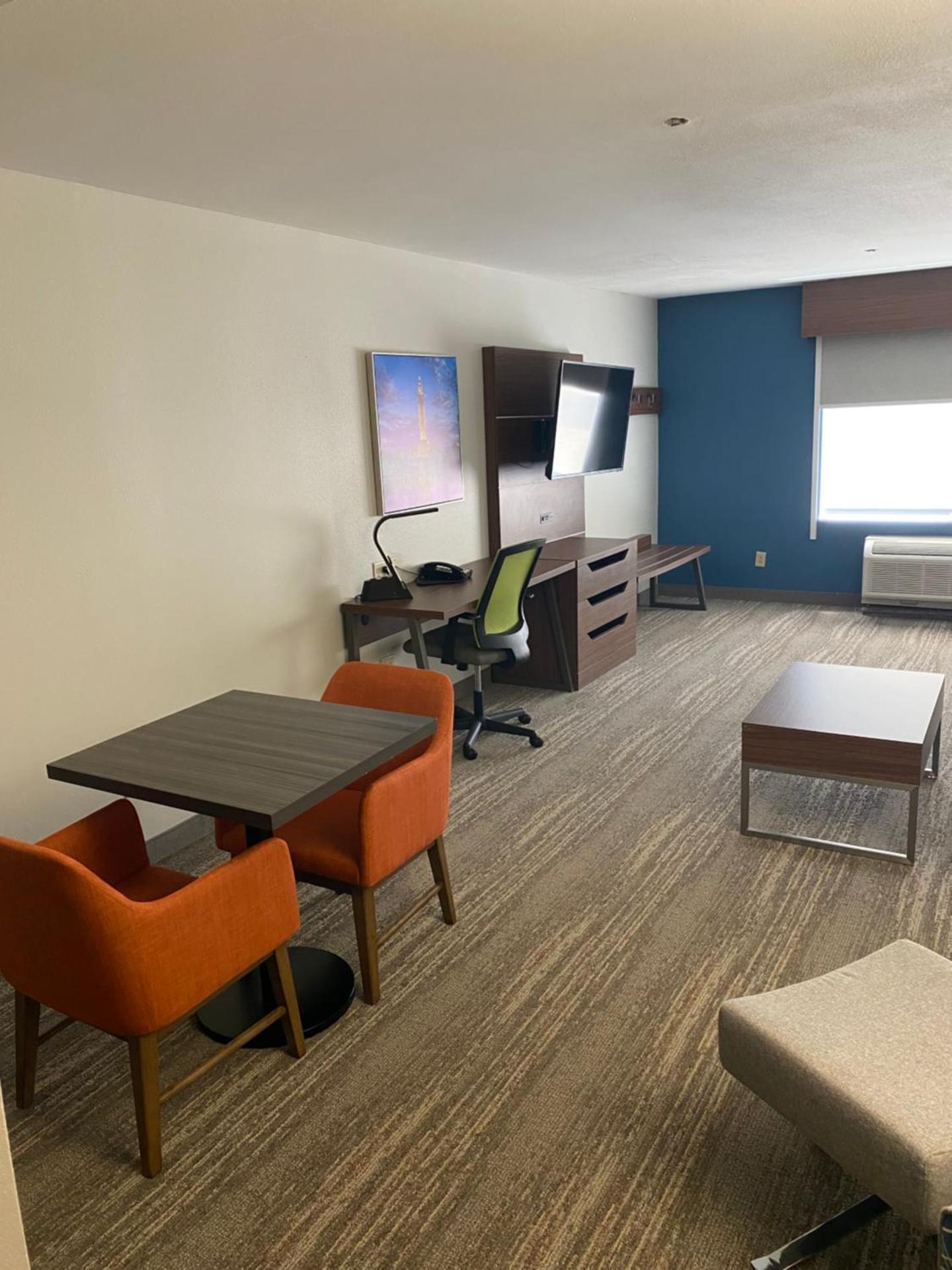 King Studio Suite - Non-Smoking