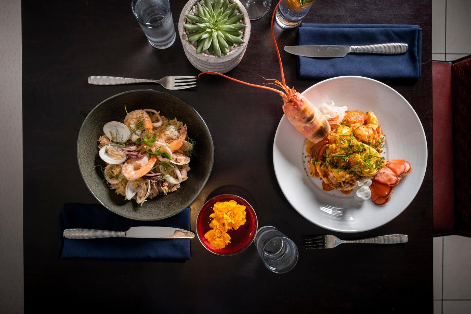 Restaurant/places to eat