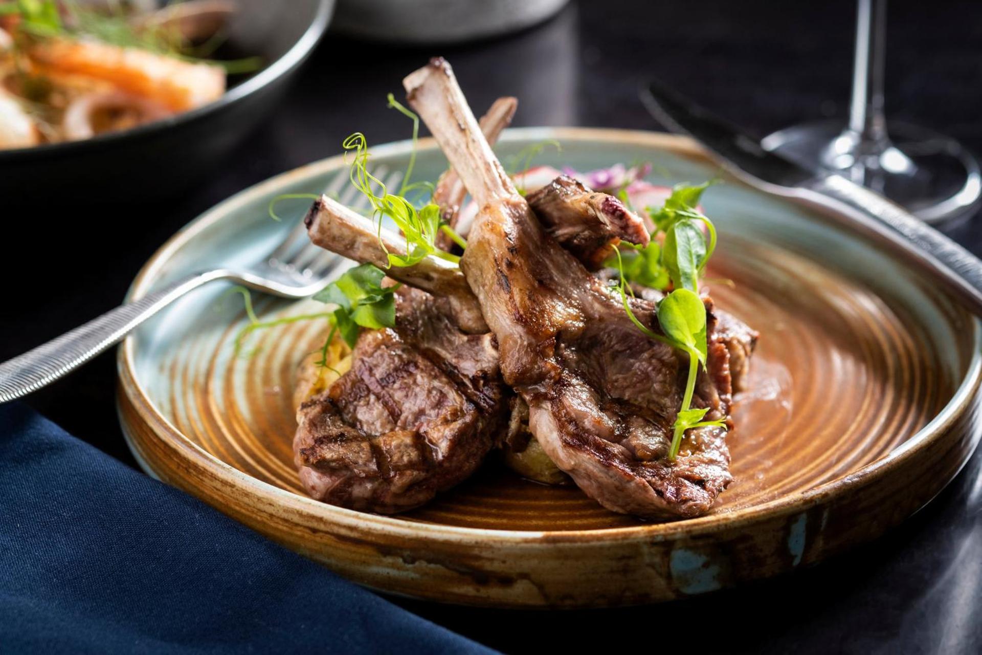 Restaurant/places to eat