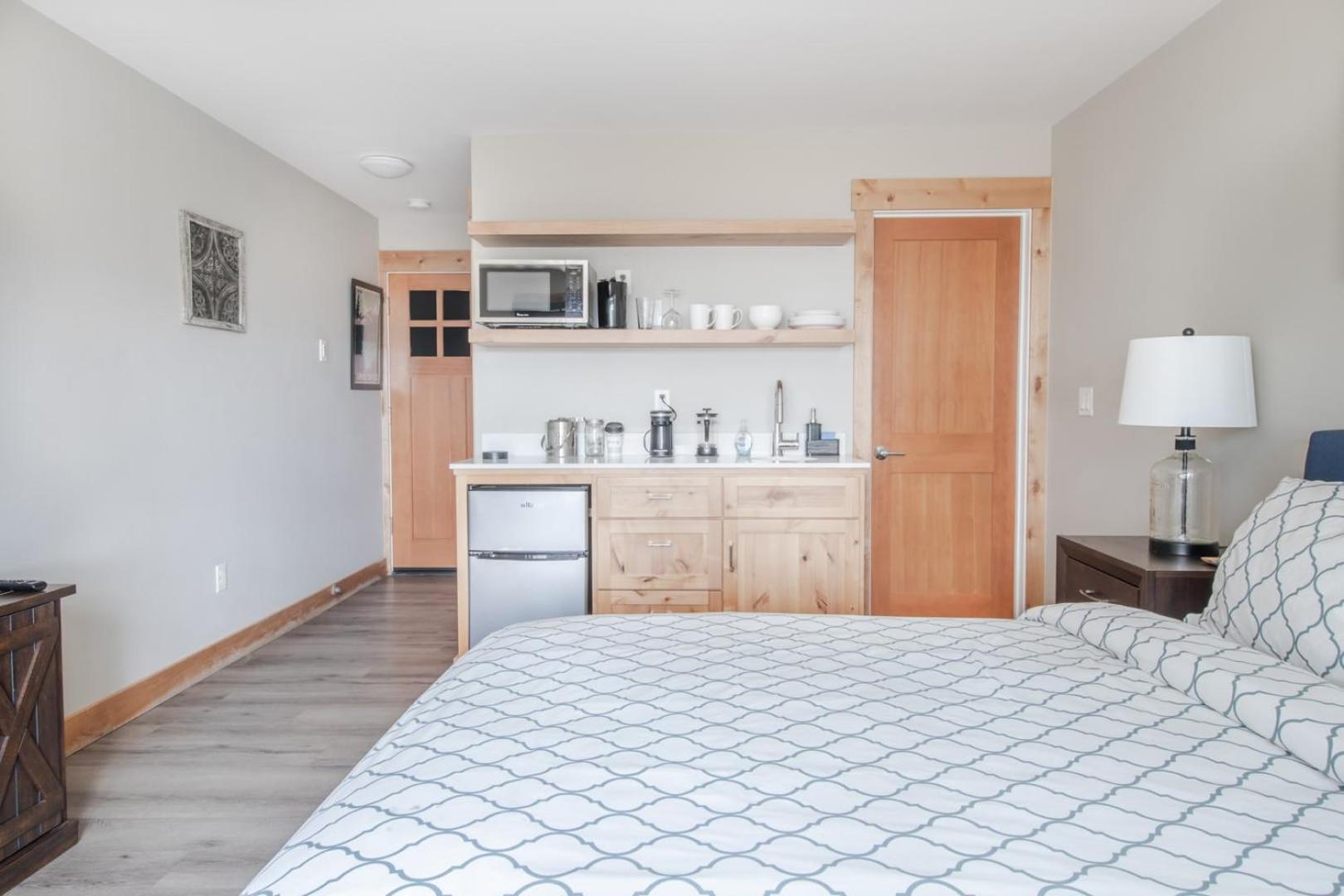 Lakeside Hotel room #5 in Kings Beach