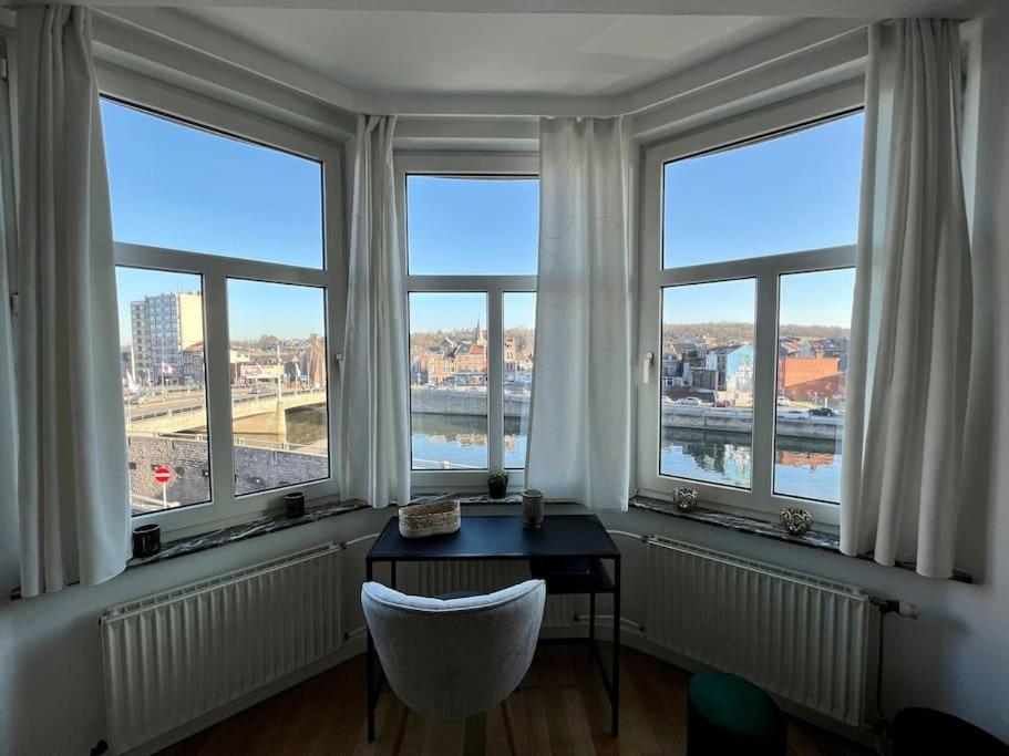 Bellevue - Grand appartement pour 5 sur les quais de la Meuse