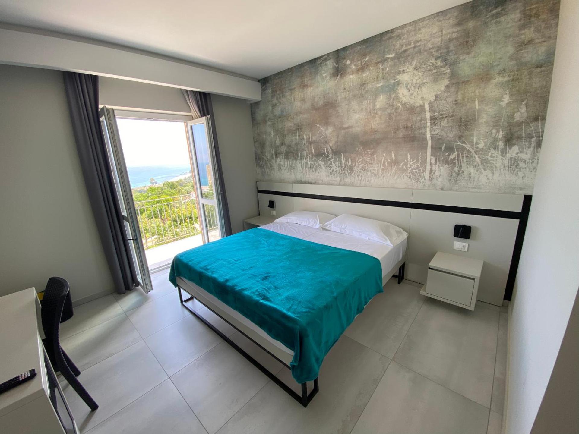 Aether Suites Tropea - Free Private Parking