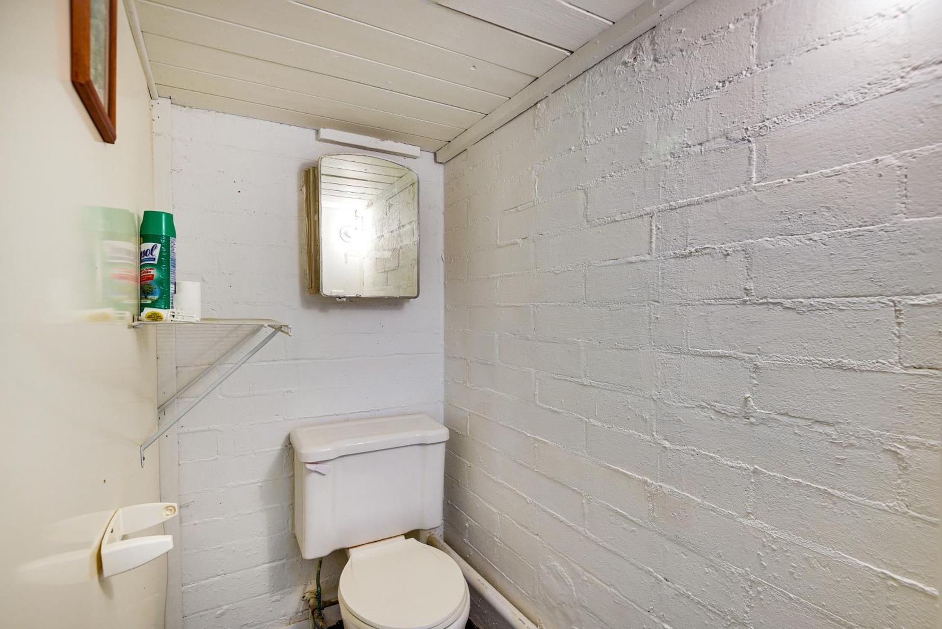 Ormond Beach Home Walk to Community Beach!