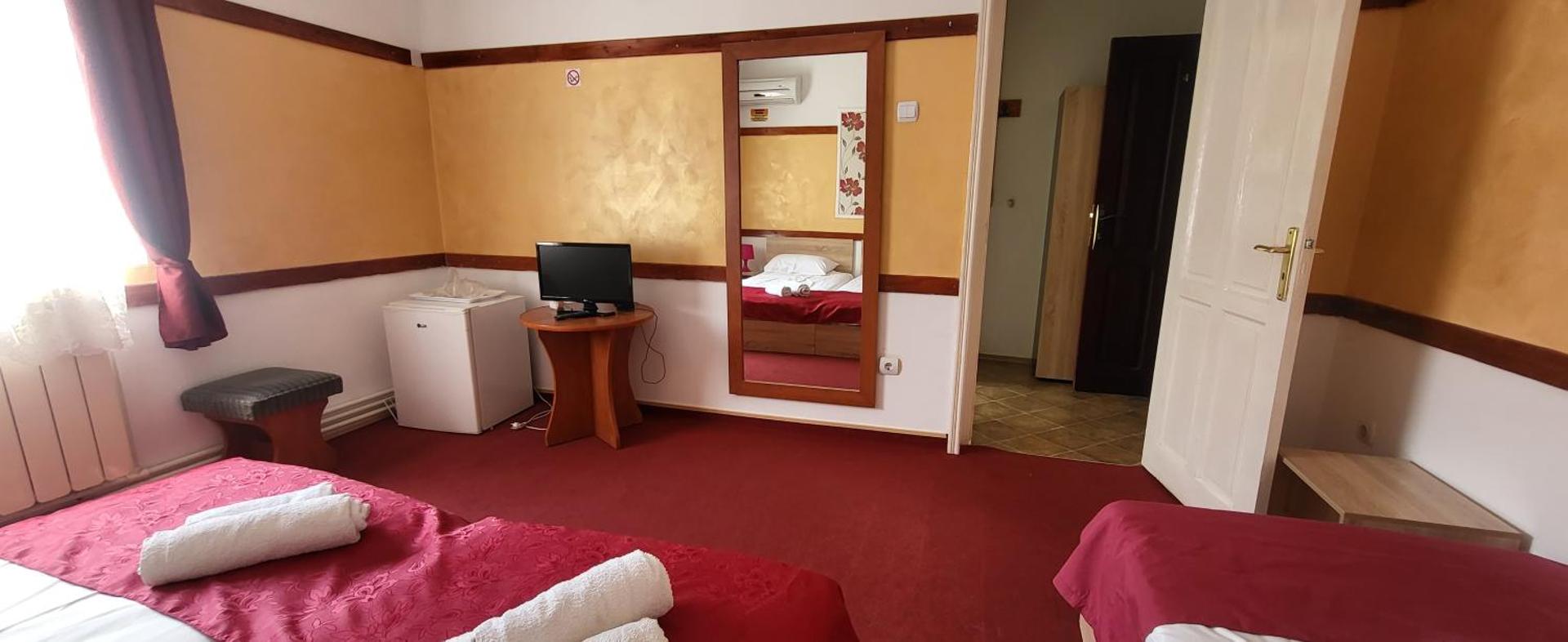 Pensiune Restaurant Arconi