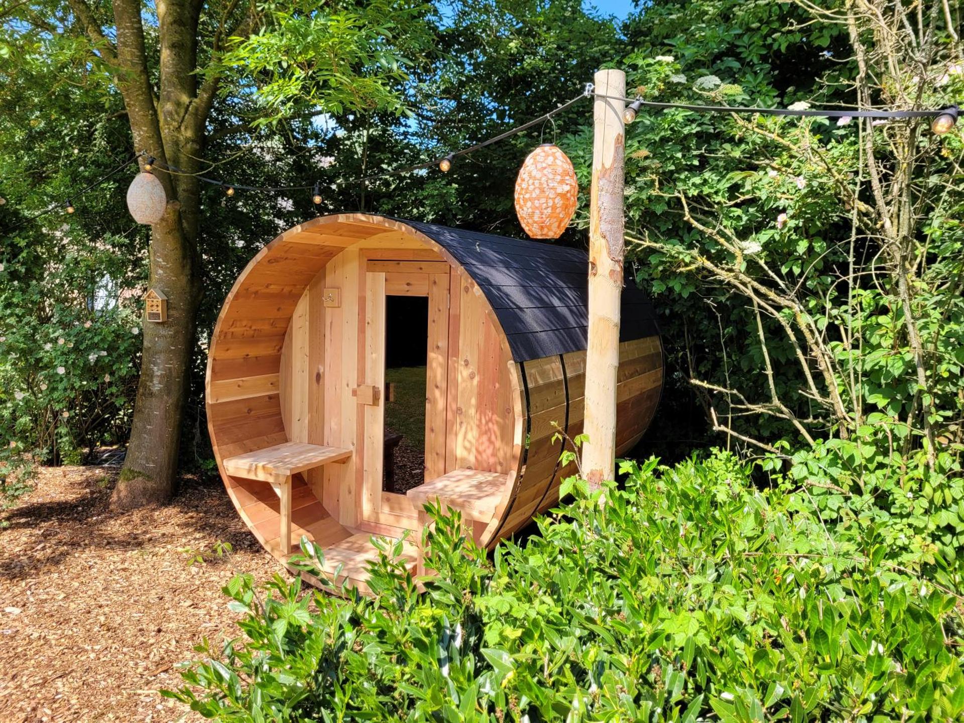 Bohemian Wellness met hottub & sauna