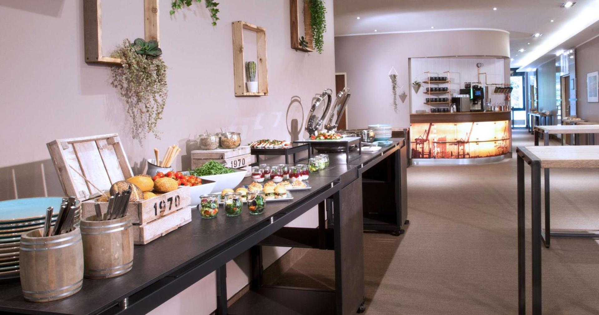 Meeting/conference room