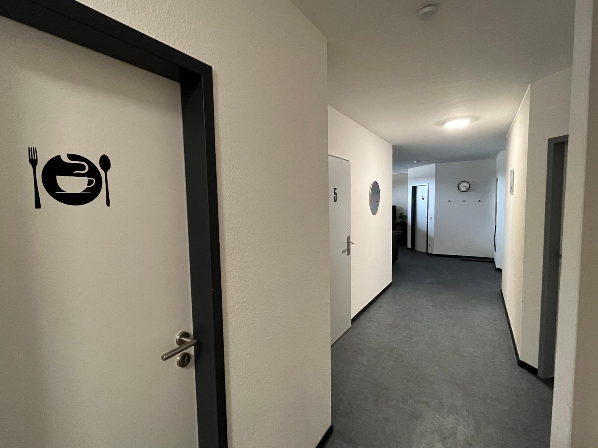 Communal lounge/ TV room