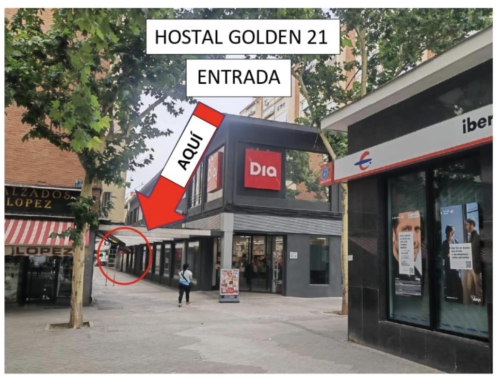 HOSTAL GOLDEN 21***