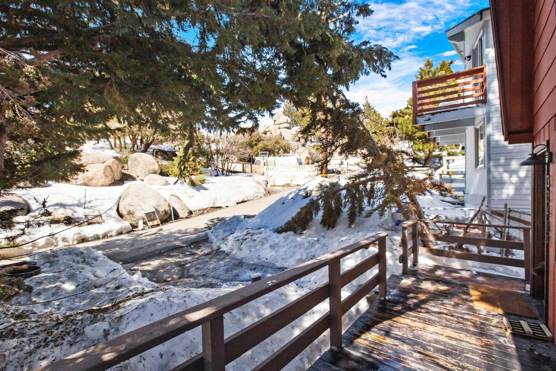 Le Chalet of Arrowbear Lake