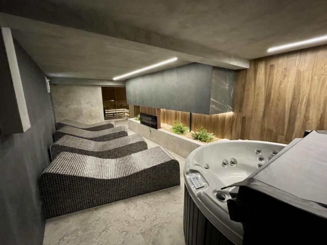 Spa and wellness centre/facilities