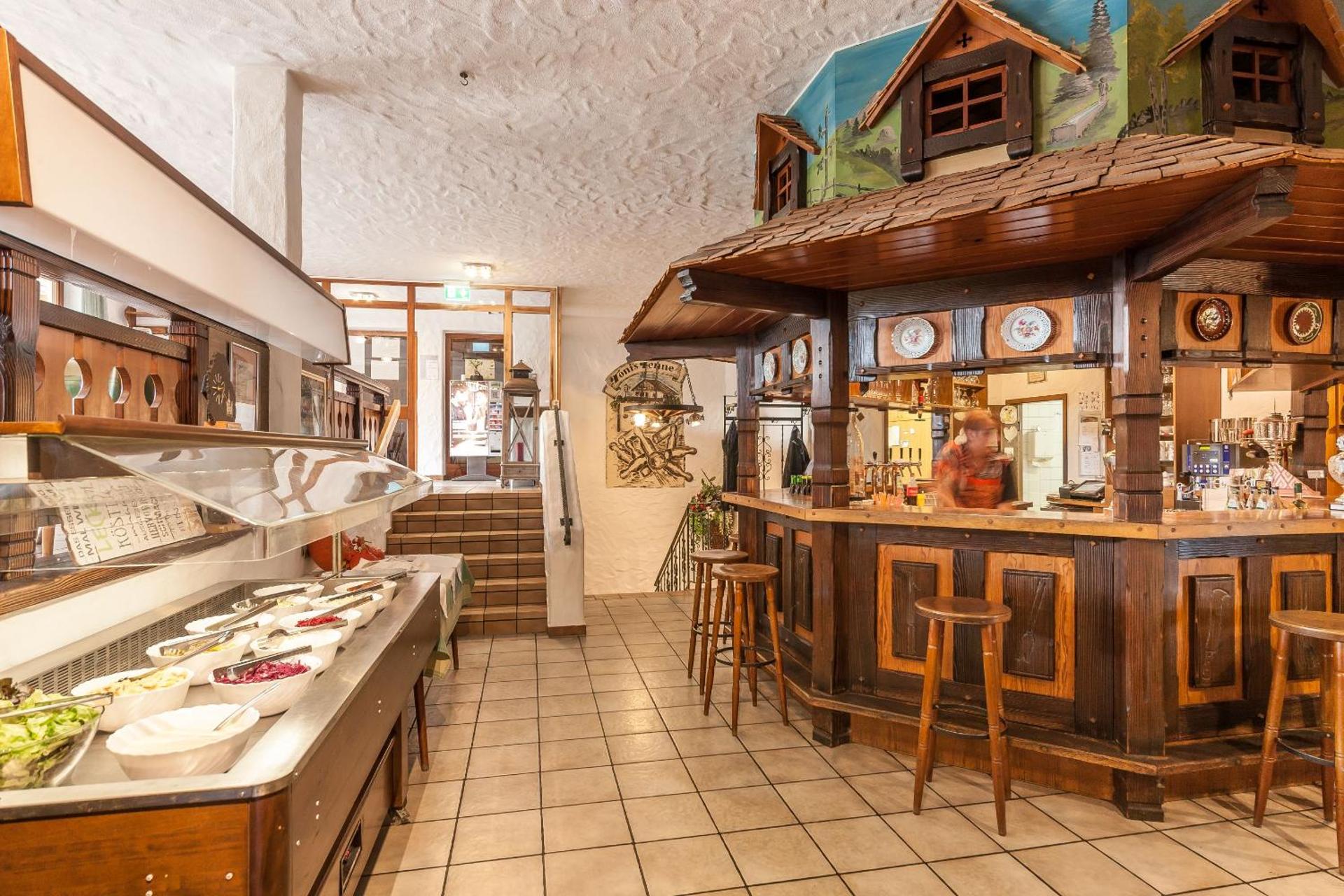 Restaurant/places to eat