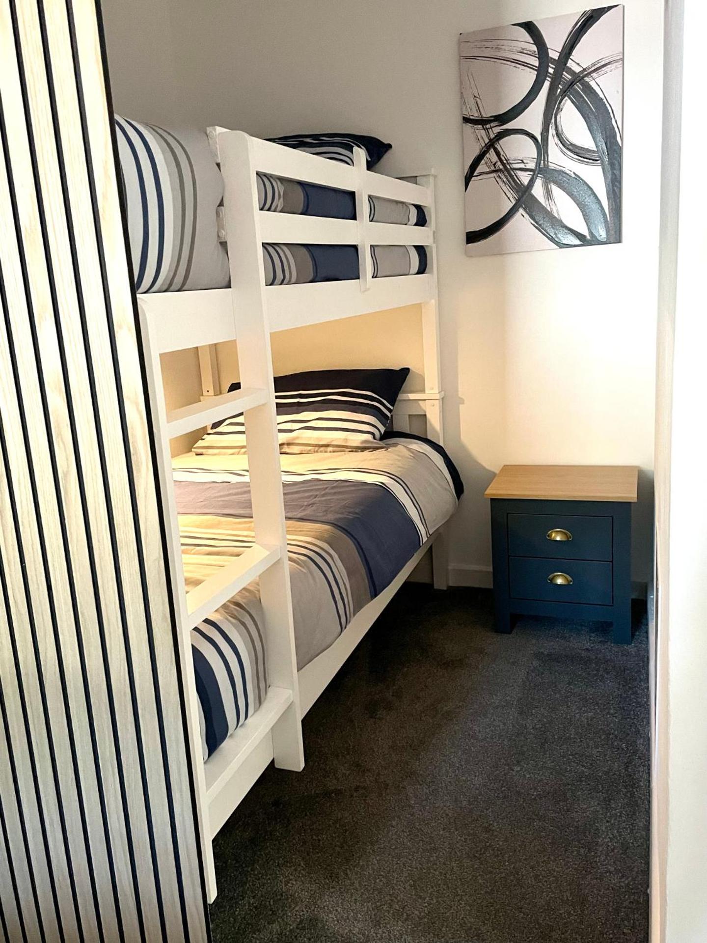 Apartment 3 Benllech with Sea views