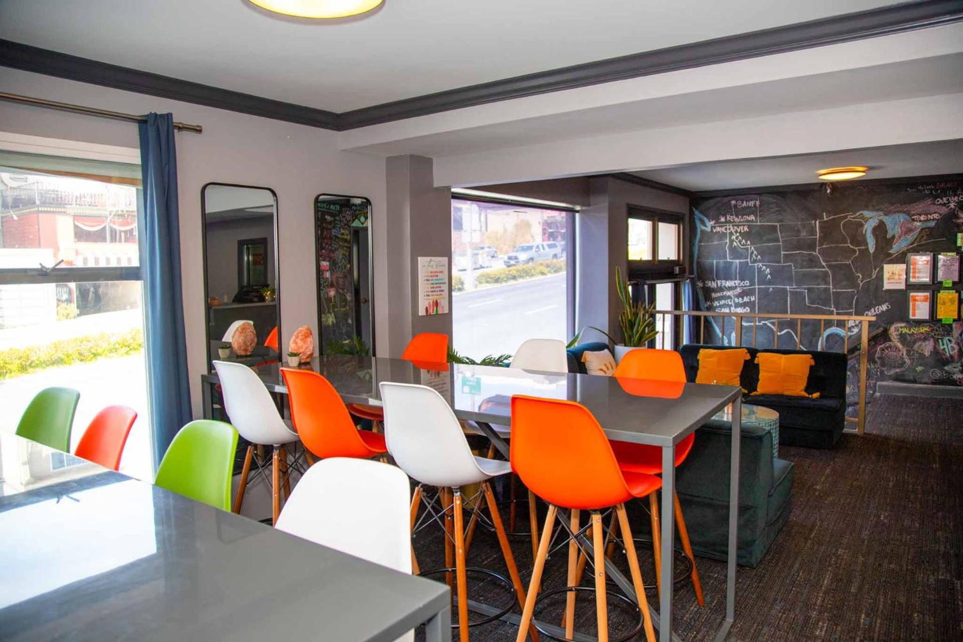 Communal lounge/ TV room