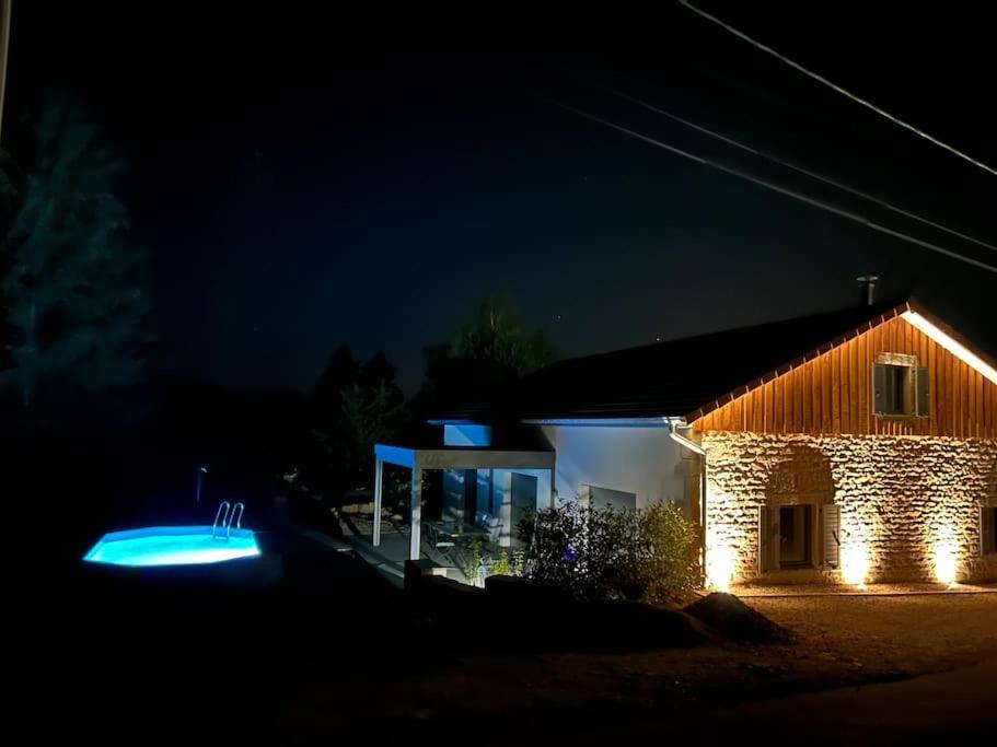 Le Clos du Chêne, maison avec sauna, spa et piscine