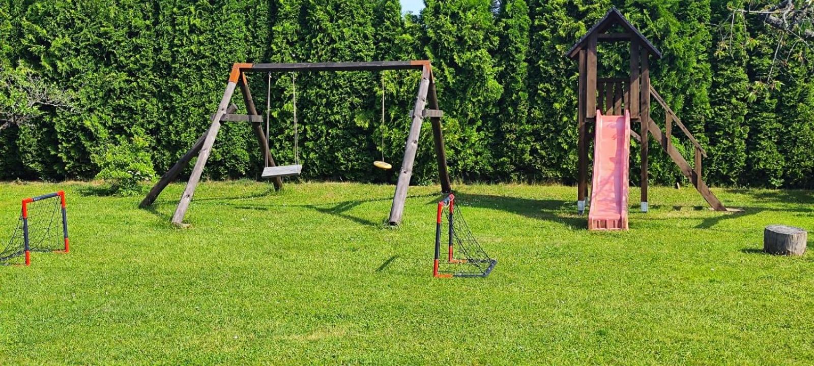 Chaty v Českém ráji u Prachovských skal - Malá chata pro 4 - Velká chata pro až 7 osob - ubytování v soukromí