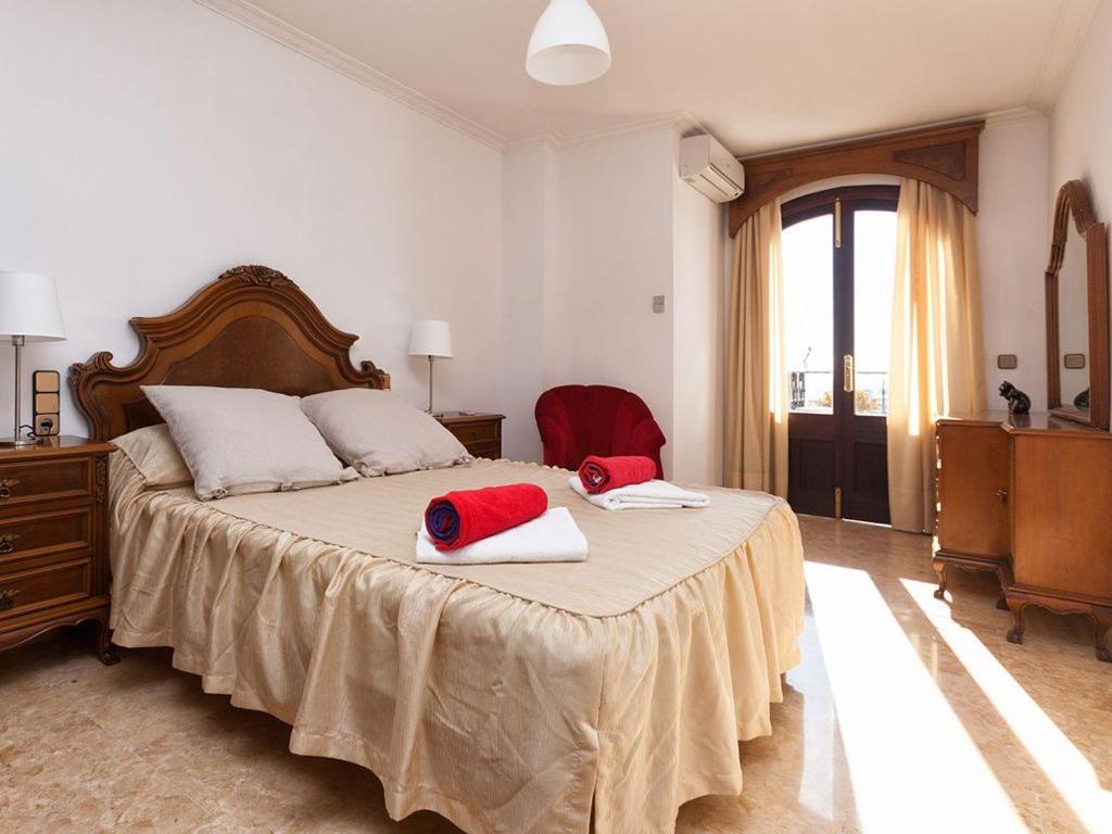 Casa de Can Riera con Piscina Comunitaria