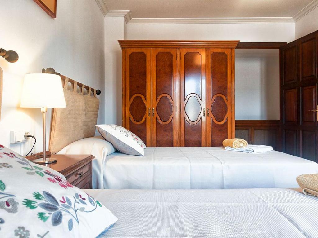 Casa de Can Riera con Piscina Comunitaria