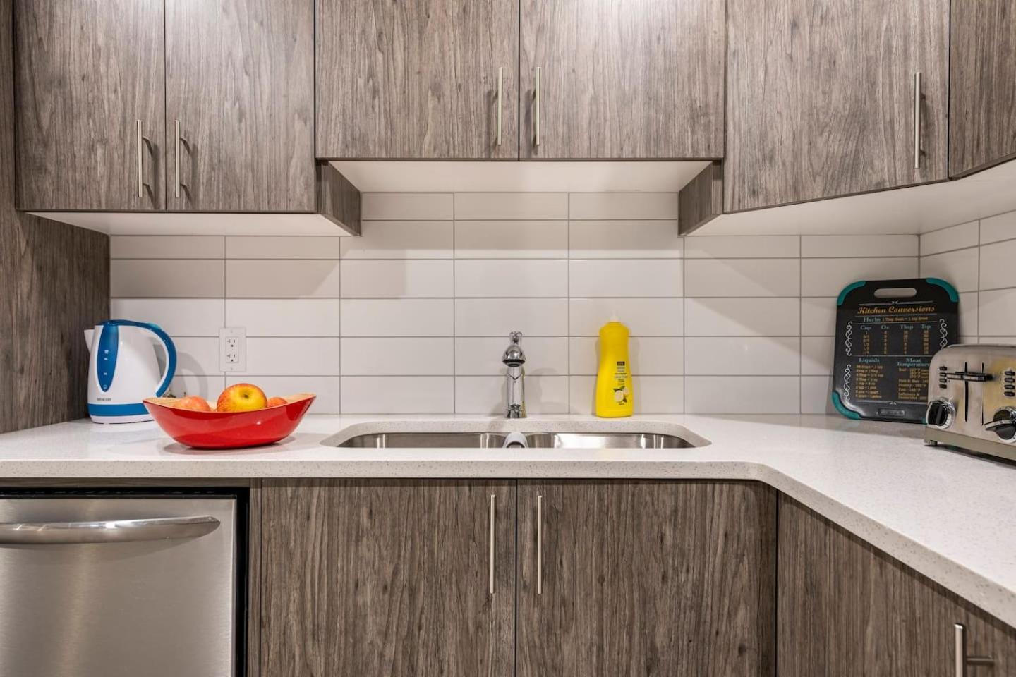 Luxurious Comfortable Suite