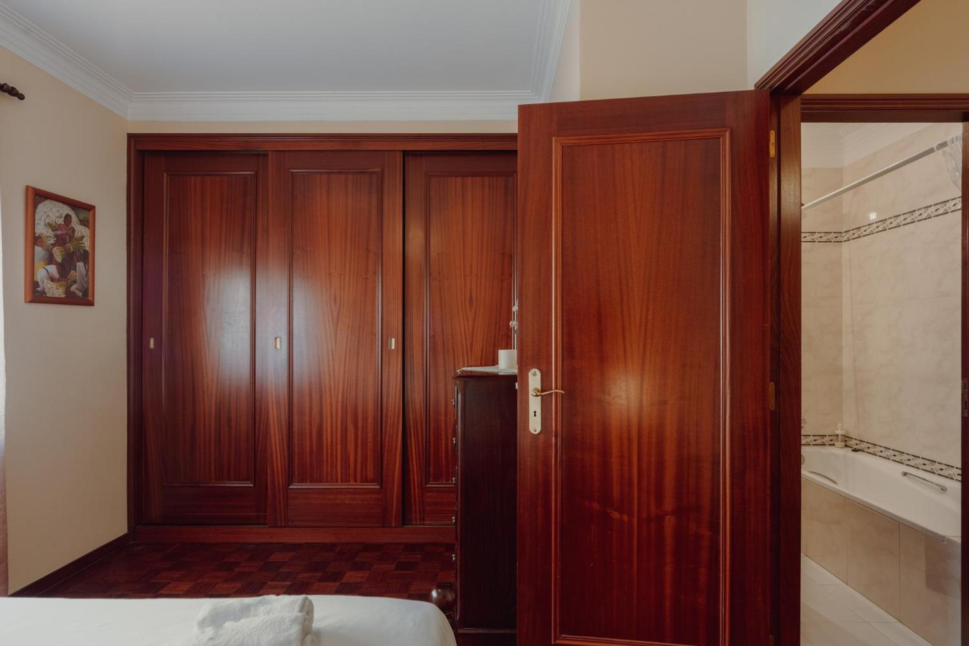 Rising Sun Apartment by Best2Stay