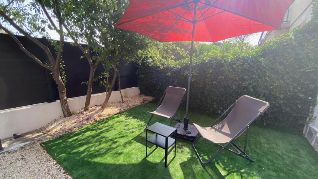 La perle de provence, appartement neuf en rez de Jardin clos, au calme, clim, salle d'eau dans chaque chambre, à 900m du centre de Nyons