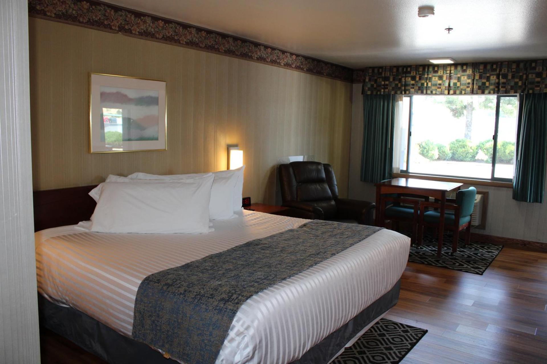 Americas Best Value Inn Phoenix Medford