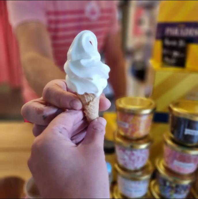 Real holiday feeling next to beach and restaurant