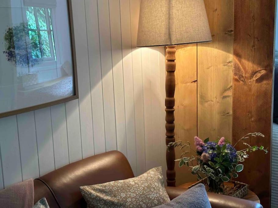 Cornwall Woodland Shepherd's Hut Deirdres Hut