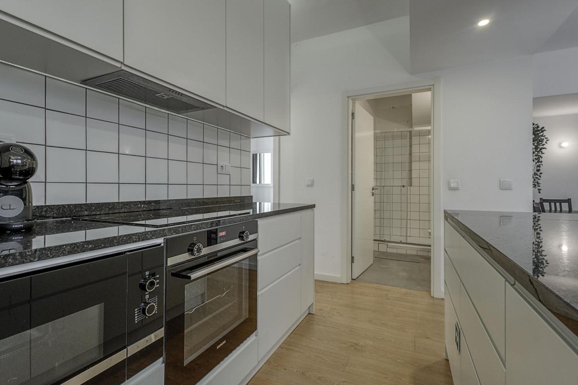 Travel and Live Apartments