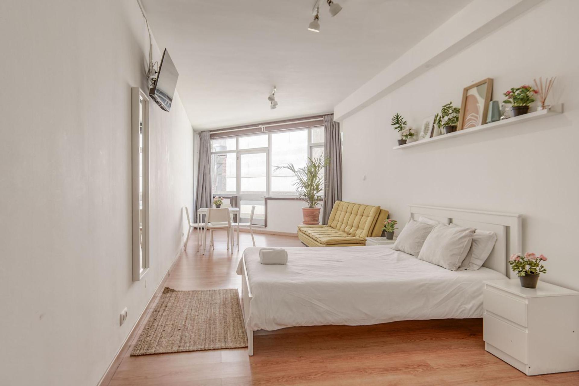 Travel & Live Aliados Apartment