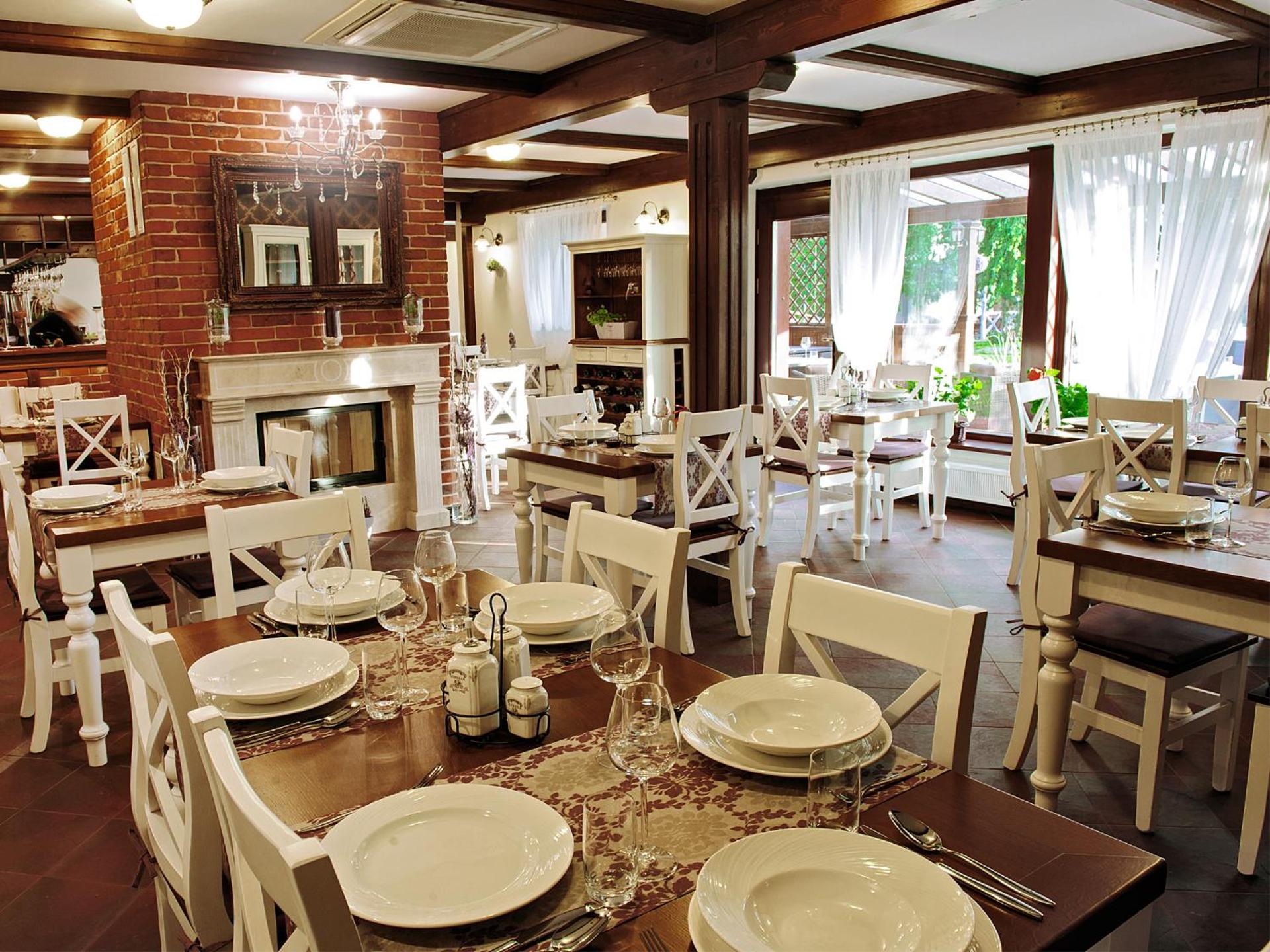 Restaurant/places to eat