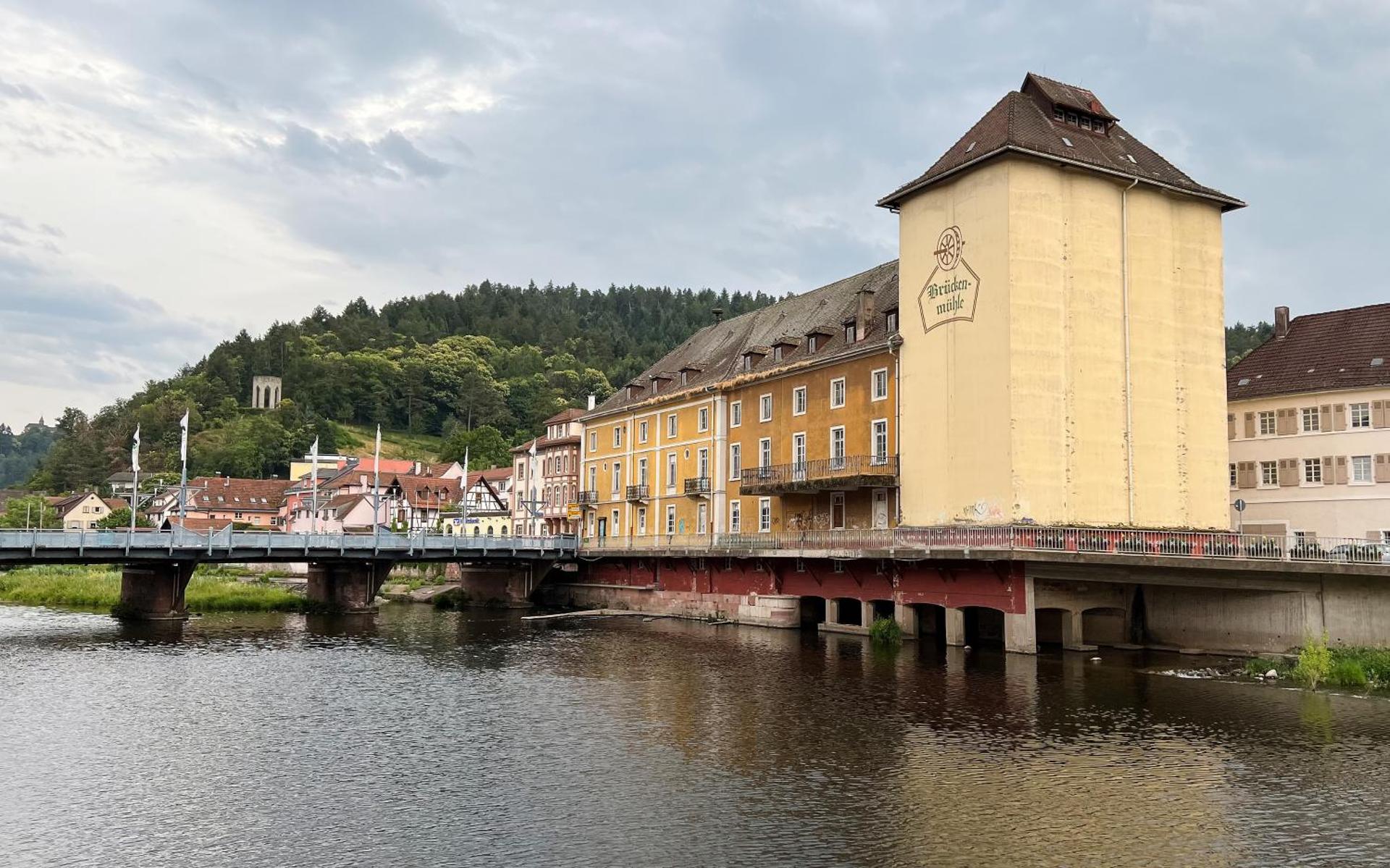 Modernes Studio Appartement mit Leseecke