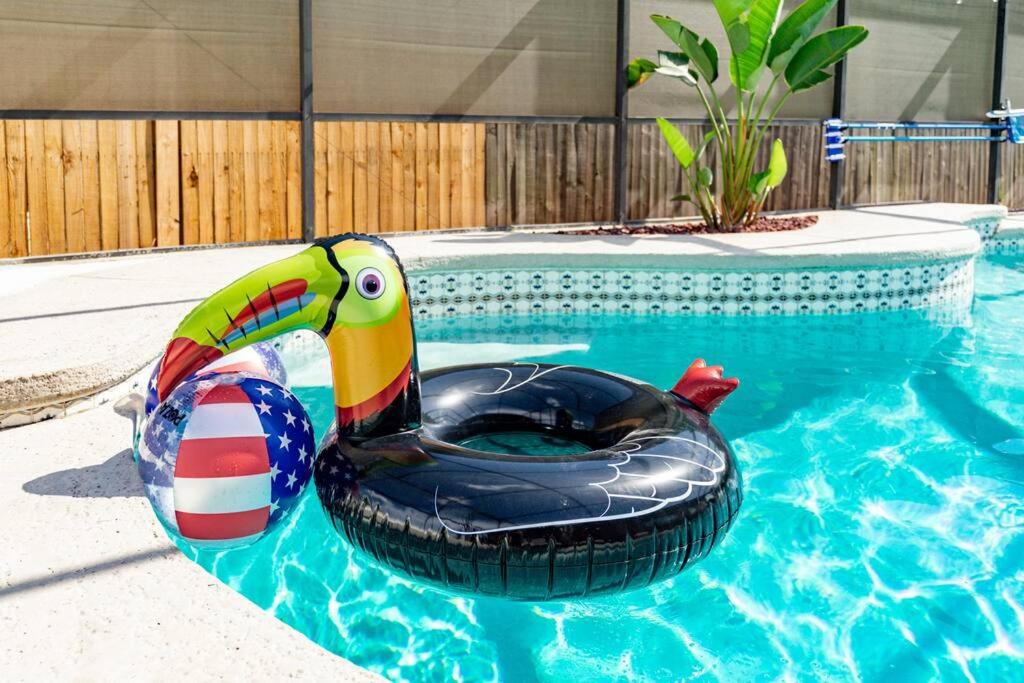 The Pelican/Pool/HotTub/GameRoom