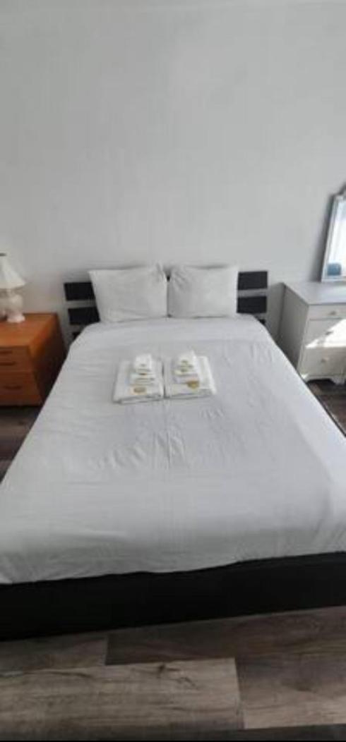 Affordable Private Rooms with Shared Bath Kitchen near SFO (SA)