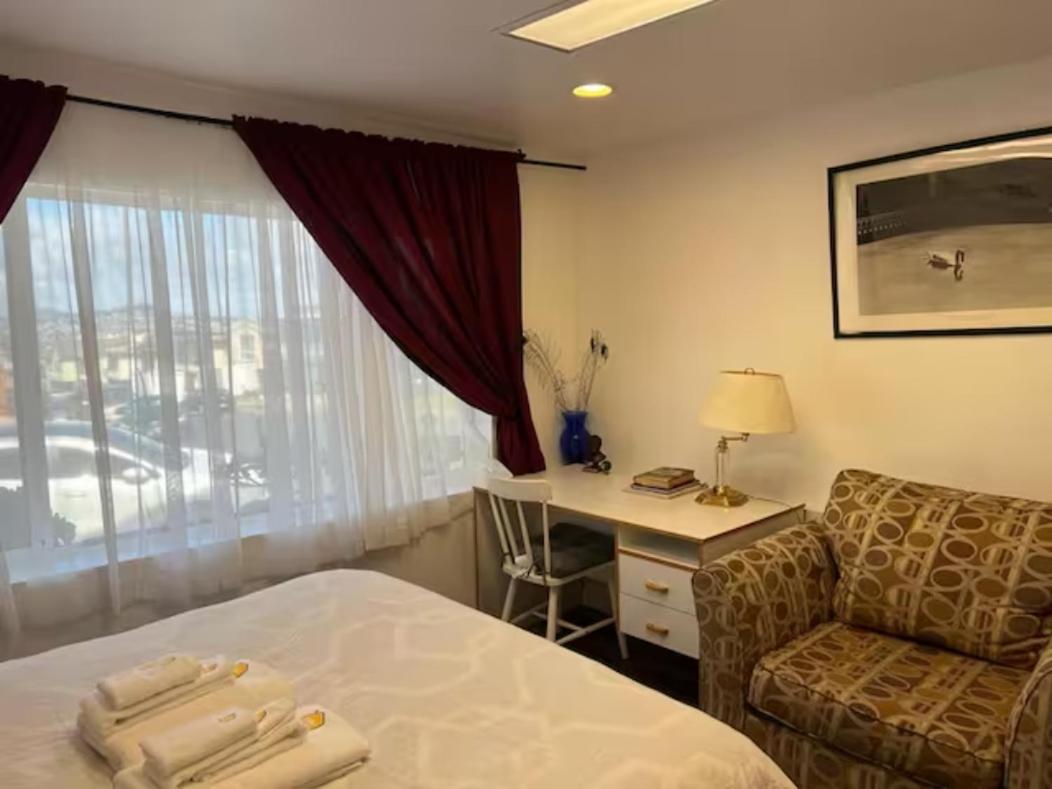 Affordable Private Rooms with Shared Bath Kitchen near SFO (SA)