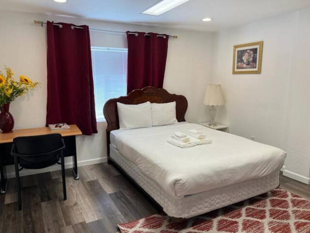 Affordable Private Rooms with Shared Bath Kitchen near SFO (SA)
