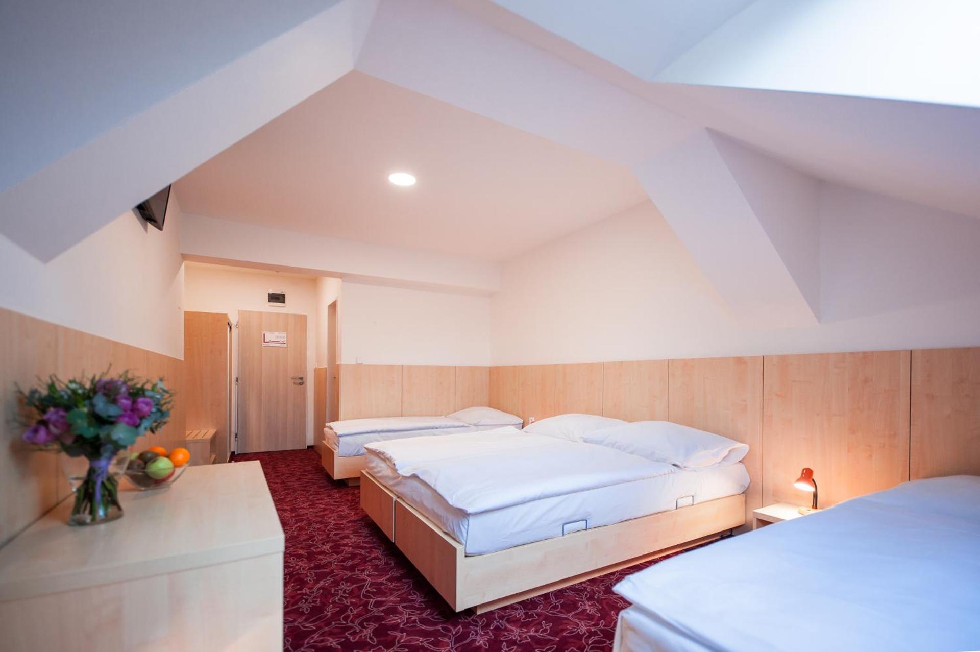 Economy Quadruple Room