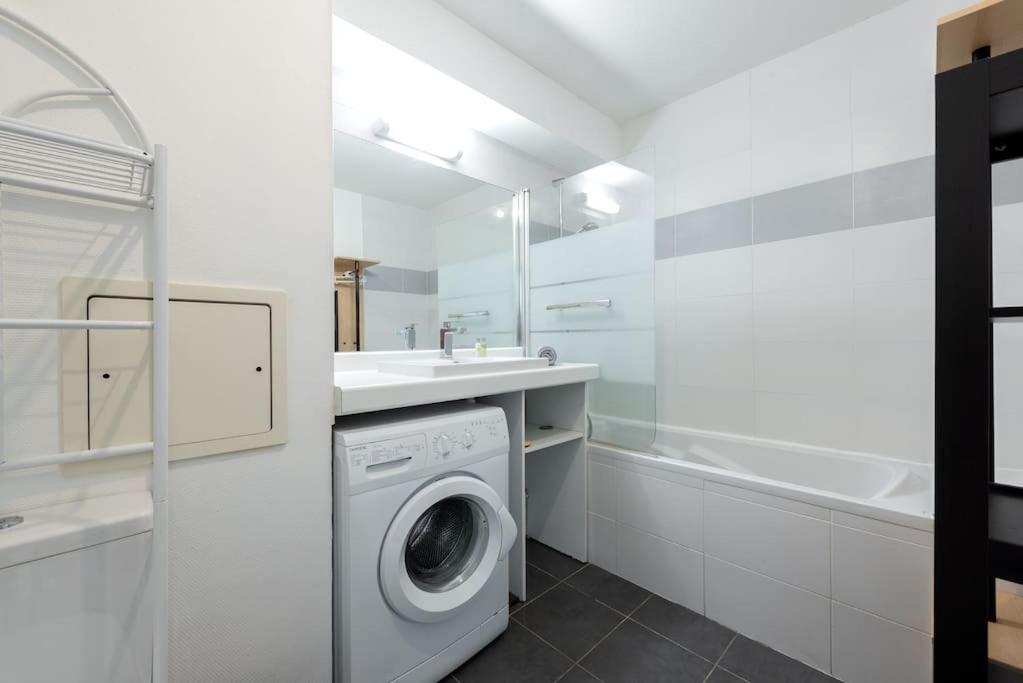 T3 Terrasse + parking - proche Aéroport et MEET