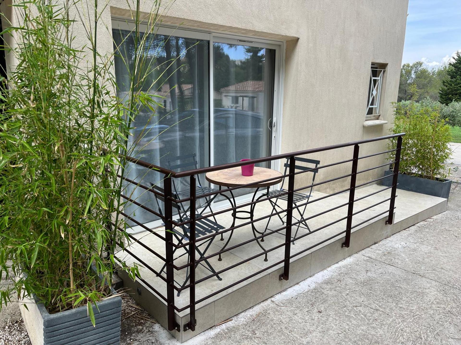 Villa Bahia - bas de villa en pleine nature !